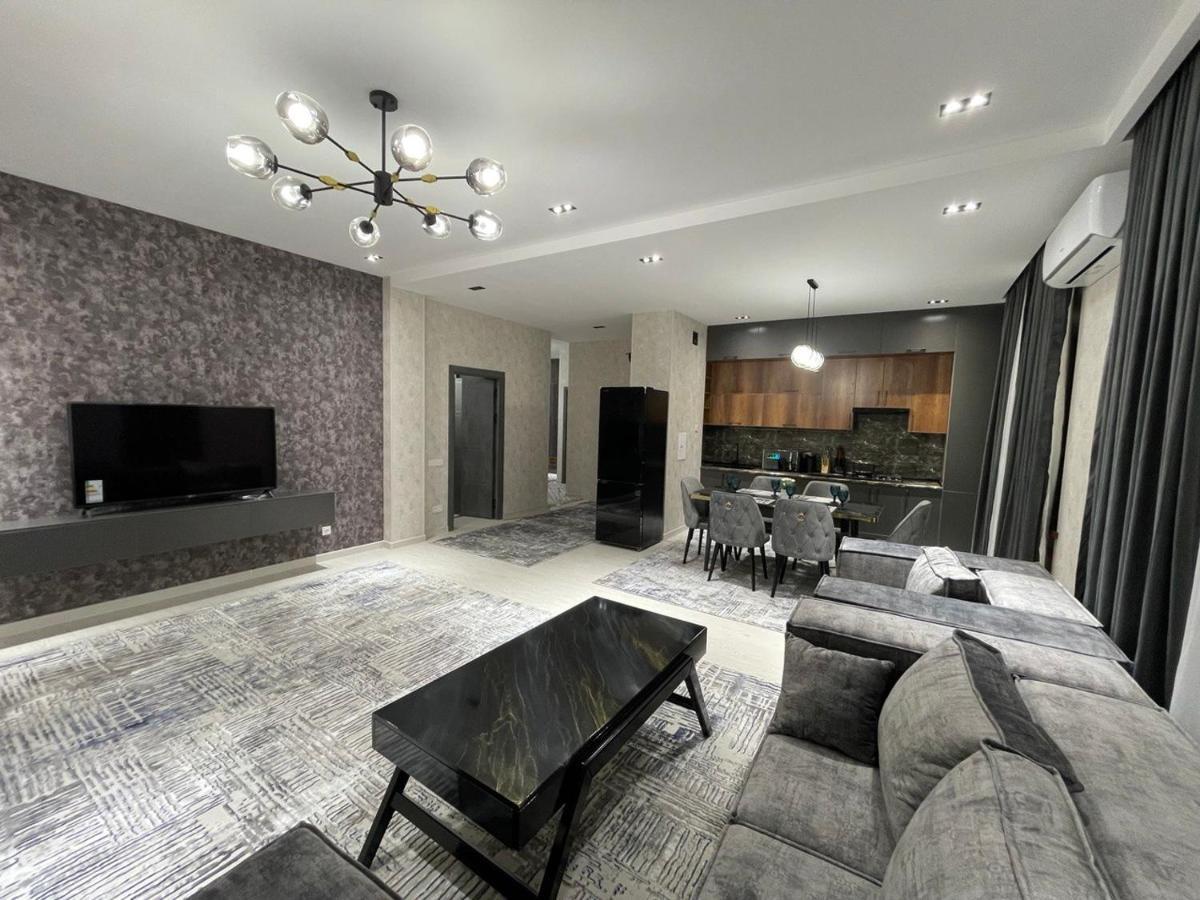 Yakkasaroy Dream House Apartment Tashkent Bagian luar foto